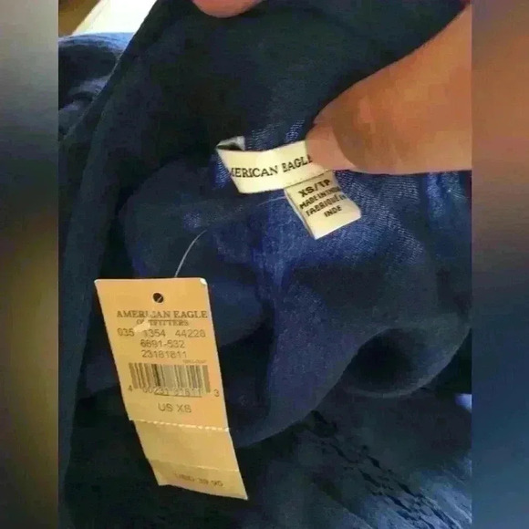 AMERICAN EAGLE OUTFITTERS DARK BLUE LONG SLEEVE BUTTON BLOUSE XS - Picture 6 of 6